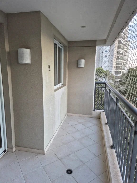 Apartamento à venda com 2 quartos, sendo 1 suíte,  em Vila Andrade, São Paulo, SP