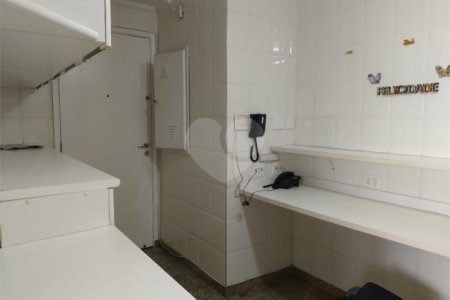 Apartamento para alugar com 3 suítes em Campo Belo, São Paulo, SP