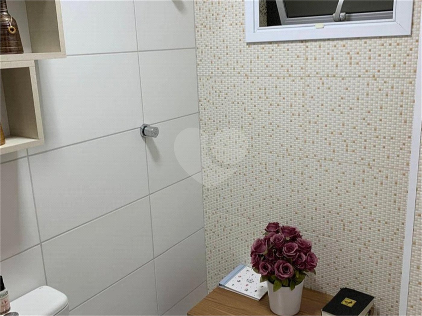 Apartamento à venda com 2 quartos, sendo 1 suíte,  em Jardim Ferreira, Sorocaba, SP