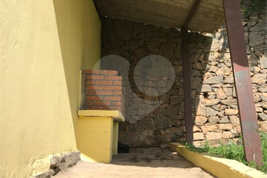 Casa à venda com 3 quartos, sendo 1 suíte, em Morumbi, São Paulo, SP