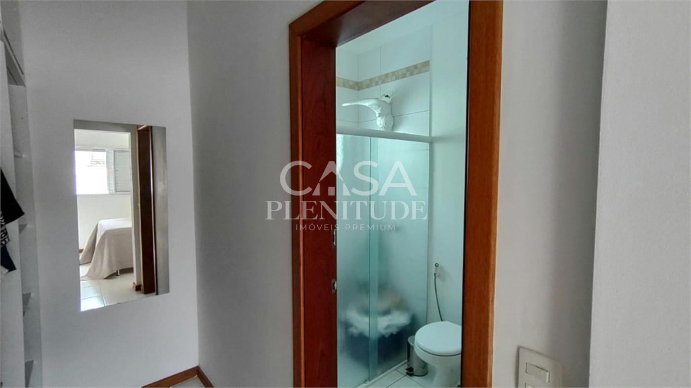 Casa em condomínio à venda com 3 quartos, sendo 1 suíte, em Iporanga, Sorocaba, SP
