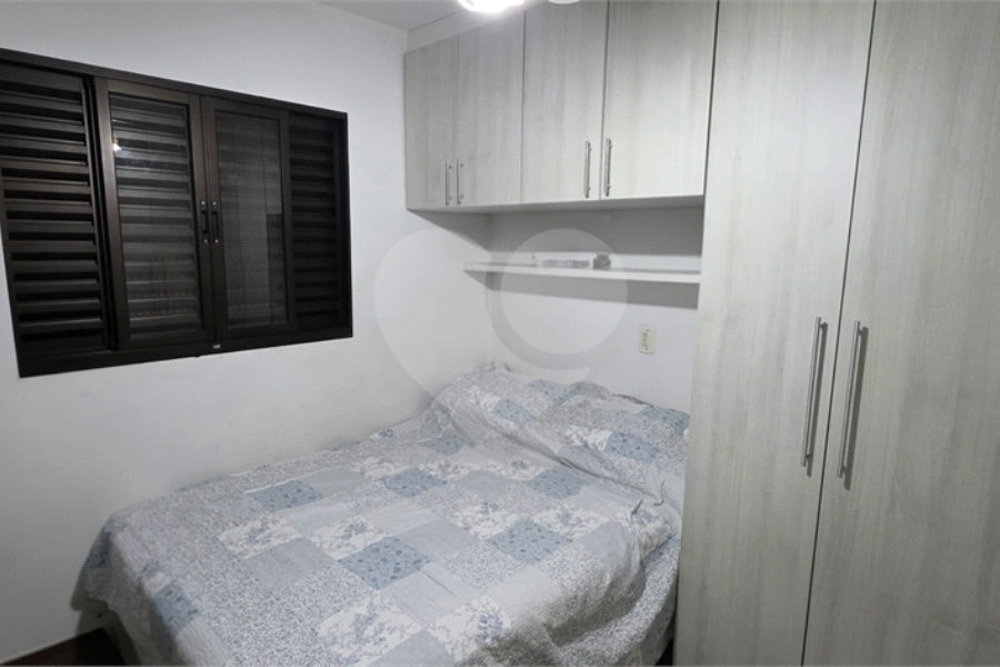 Sobrado à venda com 3 quartos em Santa Terezinha, São Paulo, SP