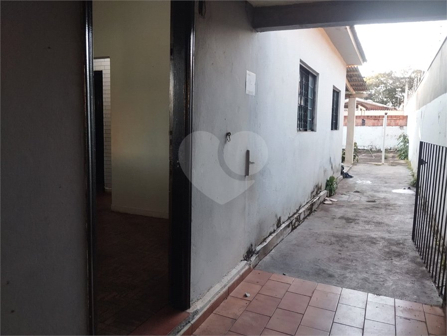 Casa Térrea à venda com 3 quartos, sendo 1 suíte, em Vila Xavier (vila Xavier), Araraquara, SP