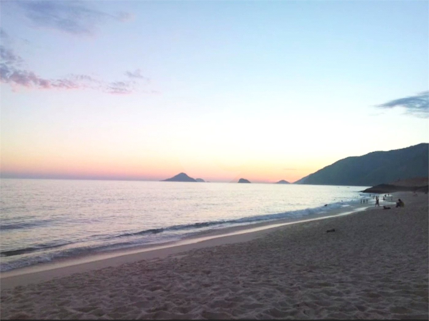 Cobertura à venda com 4 quartos, sendo 3 suítes, em Recreio dos Bandeirantes, Rio de Janeiro, RJ