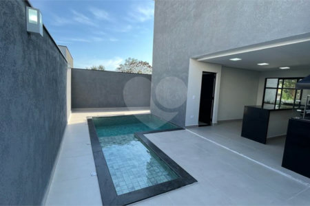 Casa à venda com 4 quartos, sendo 3 suítes, no condomínio Campos do Conde Sorocaba, Sorocaba - SP