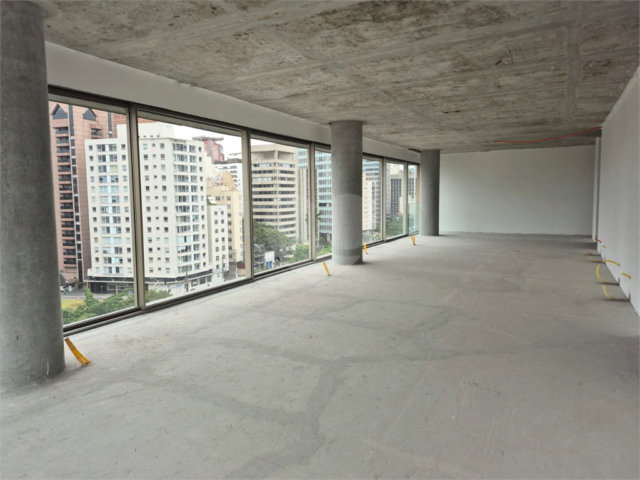 Apartamento à venda com 3 suítes em Jardim Europa, São Paulo, SP
