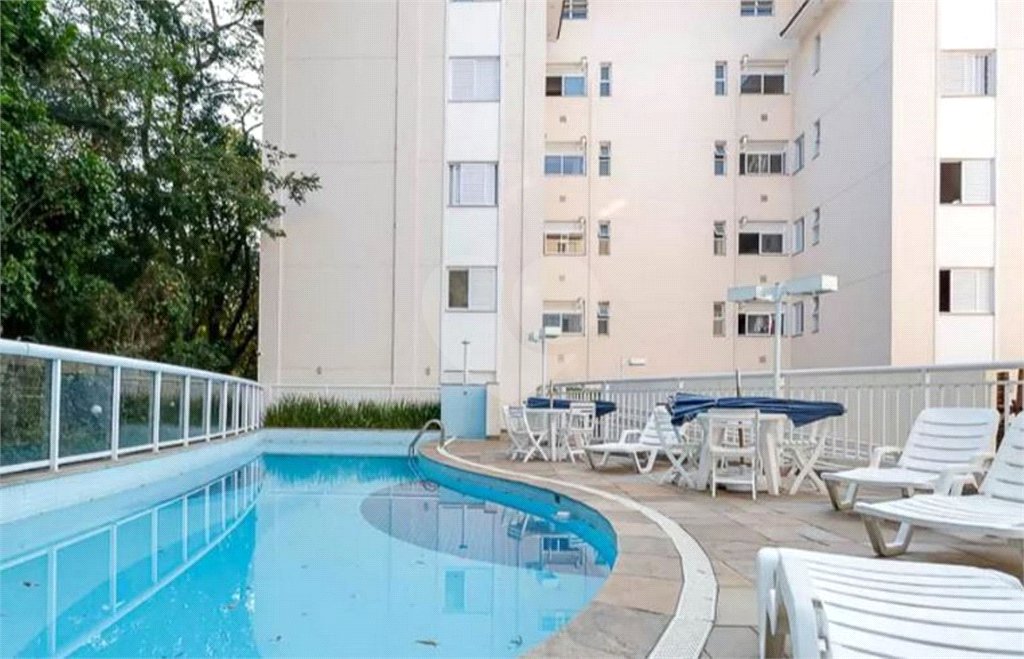 Apartamento à venda com 3 quartos, sendo 1 suíte, em Horto, São Paulo, SP