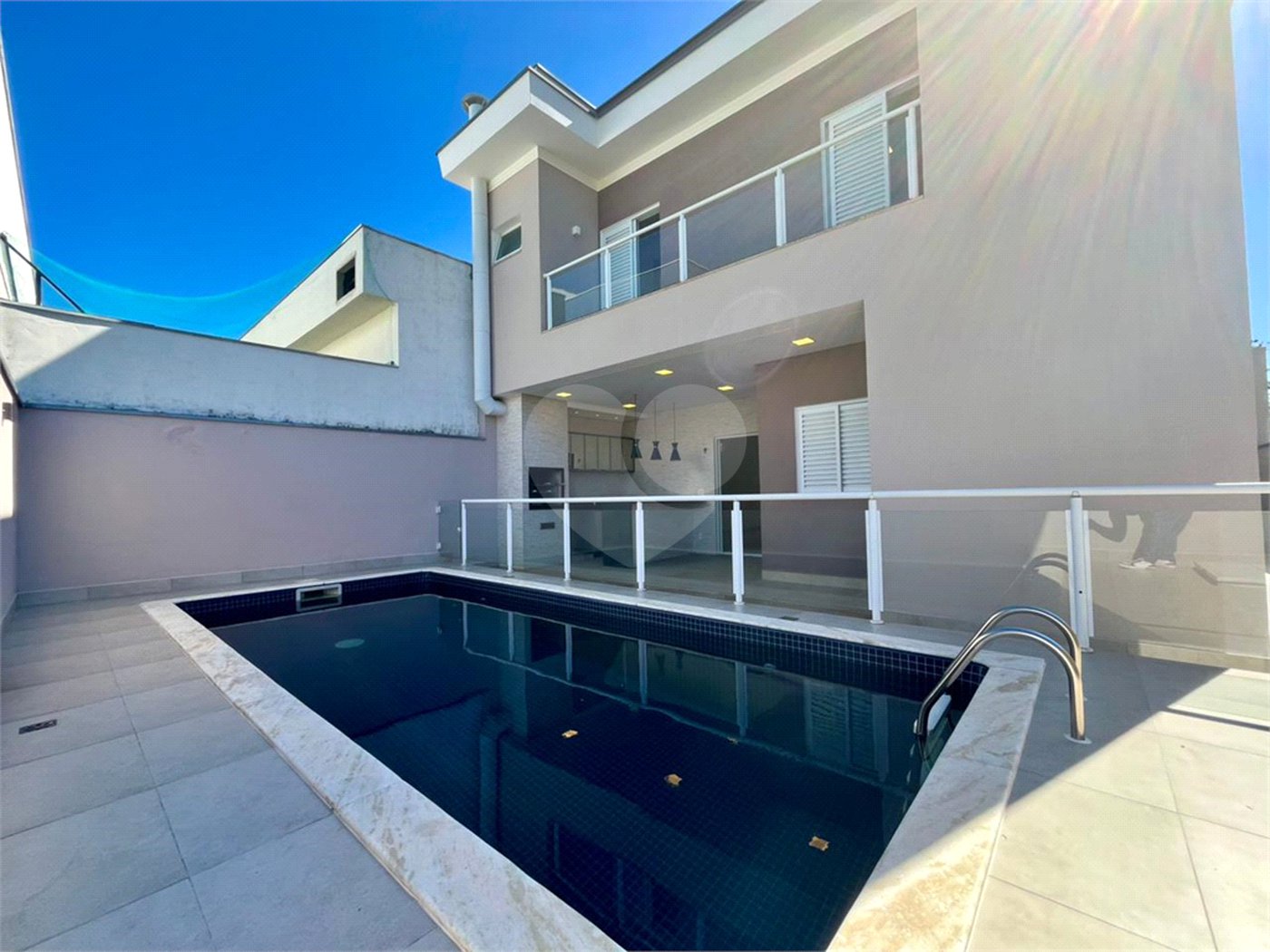 Casa à venda com 3 suítes no condomínio Campos do Conde, Sorocaba - SP