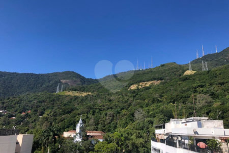 Apartamento à venda com 4 quartos, sendo 1 suíte,  em Tijuca, Rio de Janeiro, RJ