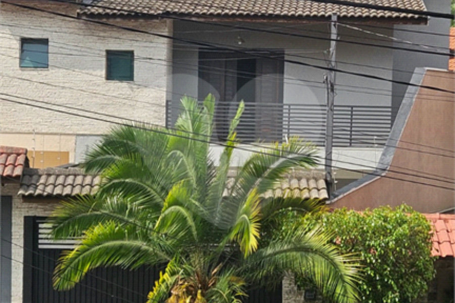 Sobrado à venda com 3 suítes em Pirituba, São Paulo, SP