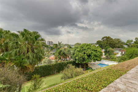 Casa Térrea à venda com 4 suítes em Chácara Flora, São Paulo, SP