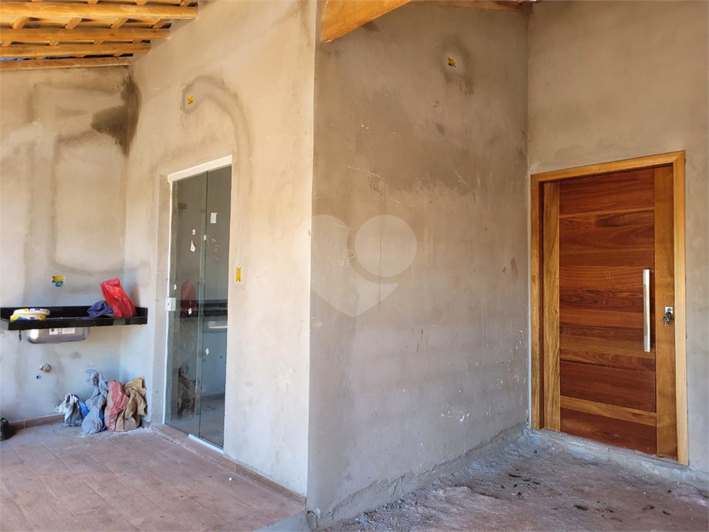 Casa à venda com 3 quartos, sendo 1 suíte, no condomínio Vale dos Gansos, Mairiporã - SP
