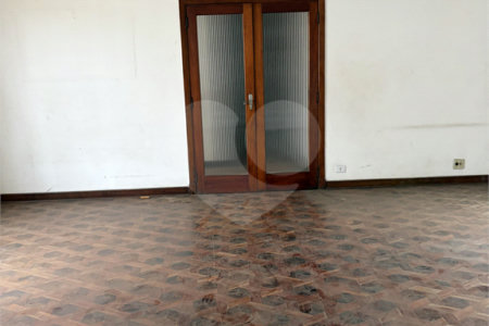 Casa à venda com 3 quartos em Bela Aliança, São Paulo, SP