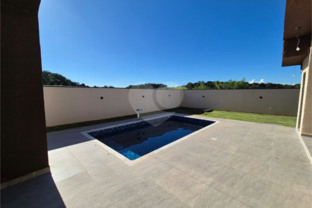 Casa à venda com 3 quartos, sendo 1 suíte, em Jardim Paraíso da Usina, Atibaia, SP