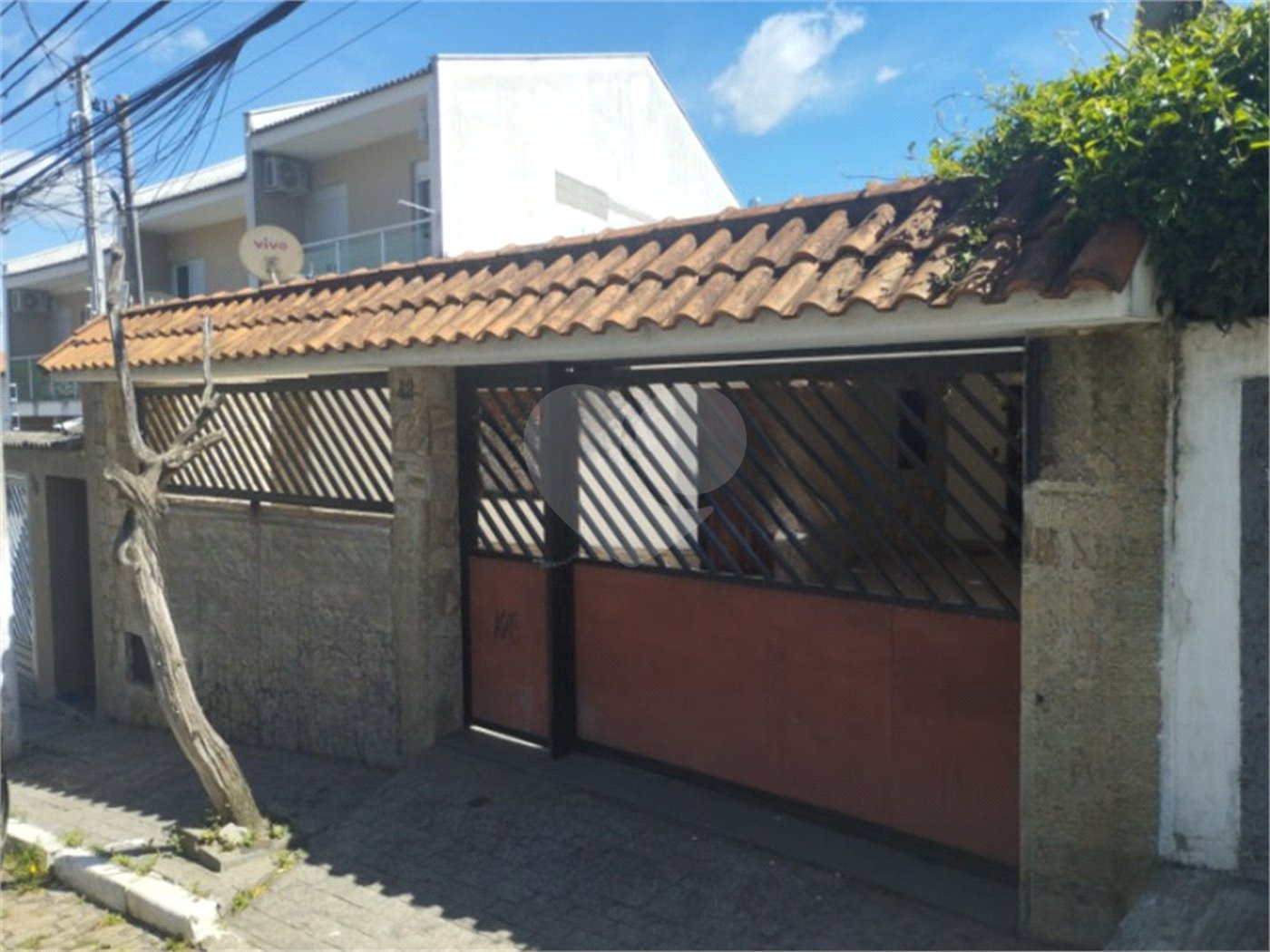 Casa à venda com 4 quartos, sendo 1 suíte,  em Santana, São Paulo, SP