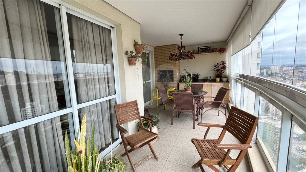 Apartamento à venda com 4 quartos, sendo 3 suítes, em Vila Andrade, São Paulo, SP