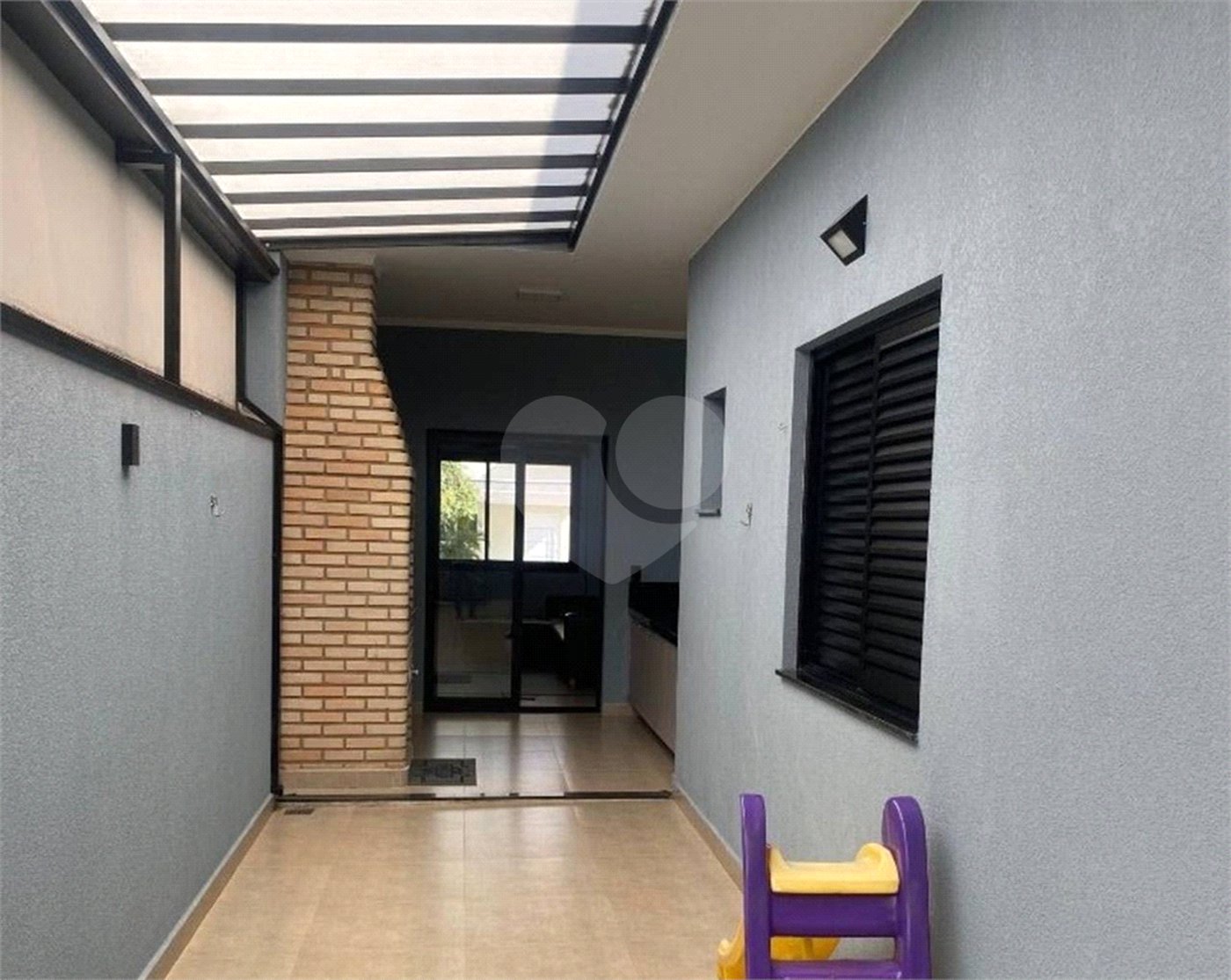 Casa à venda com 3 quartos, sendo 1 suíte, no condomínio Vila Rica, Indaiatuba - SP