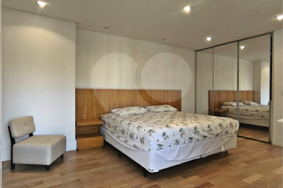 Apartamento à venda com 4 quartos, sendo 3 suítes, em Santana, São Paulo, SP