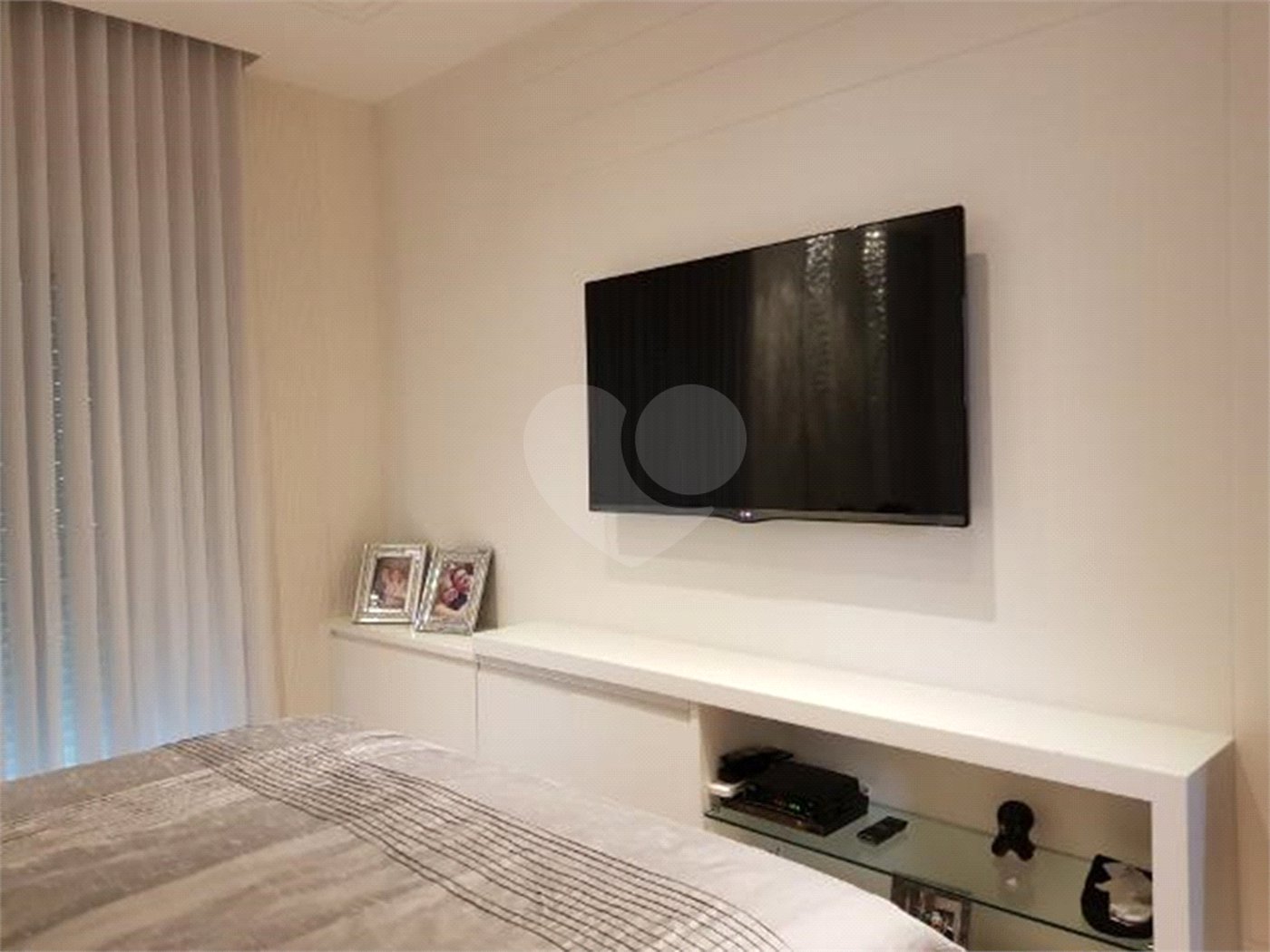 Apartamento à venda com 3 quartos, sendo 2 suítes, em Vila Maria Alta, São Paulo, SP