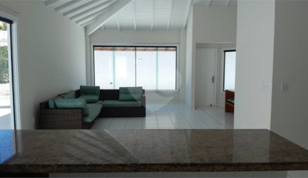 Casa em condomínio à venda com 4 suítes em Geribá, Armação dos Búzios, RJ