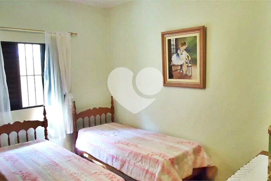 Sobrado à venda com 3 quartos, sendo 1 suíte, em Parada Inglesa, São Paulo, SP