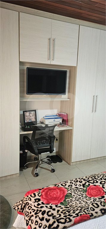 Sobrado à venda com 3 quartos em Jardim Franca, São Paulo, SP