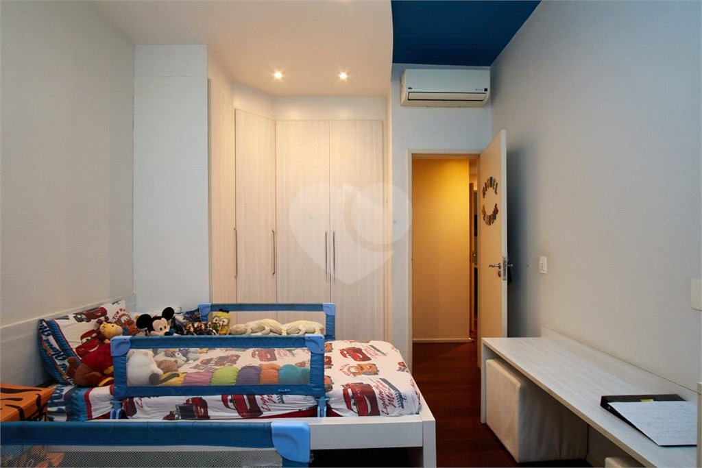 Apartamento à venda com 4 quartos, sendo 1 suíte, em Tijuca, Rio de Janeiro, RJ