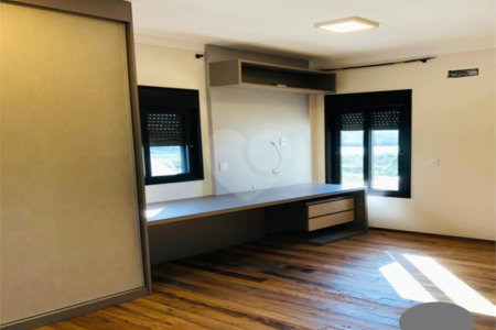 Casa à venda com 5 suítes no condomínio Bosque do Horto, Jundiaí - SP