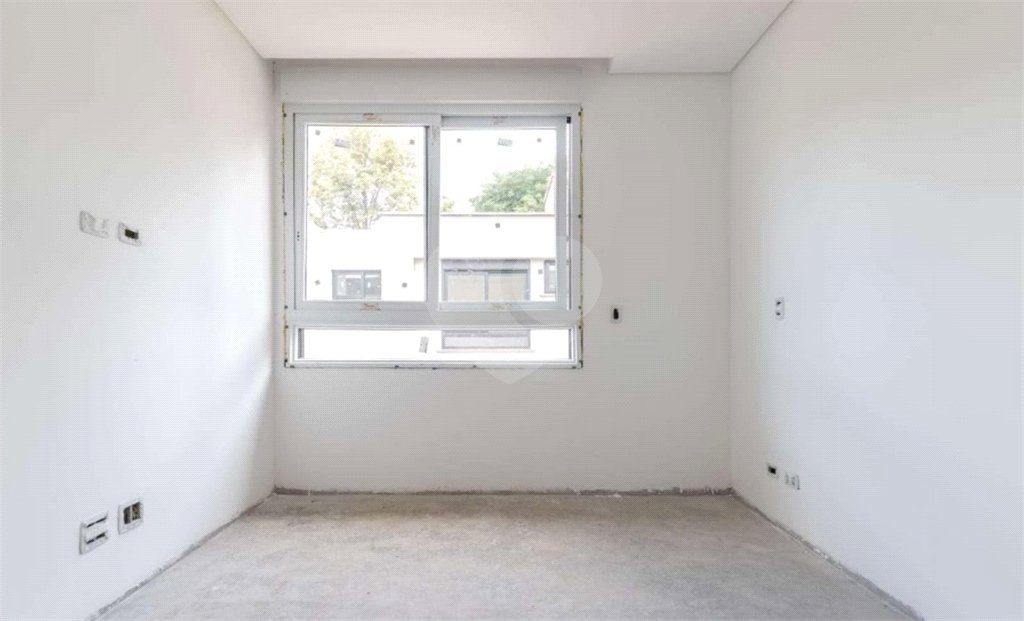 Casa à venda com 4 suítes no condomínio Venezia, São Paulo - SP