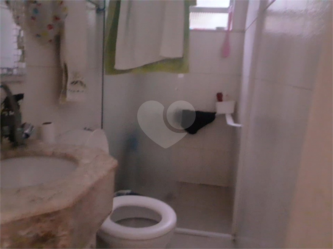 Casa à venda com 4 quartos, sendo 1 suíte, em Vila Gustavo, São Paulo, SP