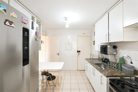 Apartamento à venda com 3 quartos, sendo 1 suíte,  em Chácara Inglesa, São Paulo, SP