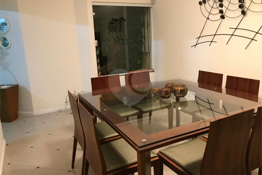 Casa à venda com 4 quartos, sendo 2 suítes,  em Tremembé, São Paulo, SP