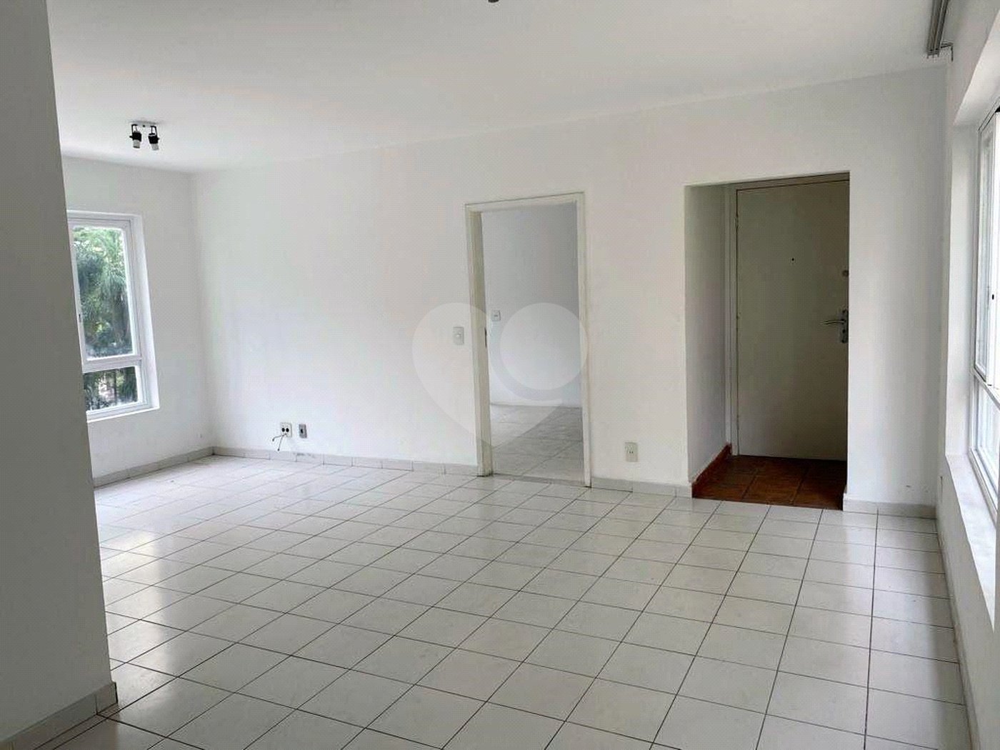 Apartamento para alugar com 3 quartos, sendo 1 suíte,  em Paraíso, São Paulo, SP