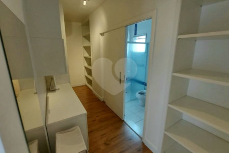 Casa à venda com 4 suítes no condomínio Belvedere II, Votorantim - SP