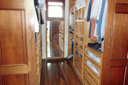 Casa à venda com 3 suítes no condomínio Praça Monsenhor Macedo,10, São Paulo - SP