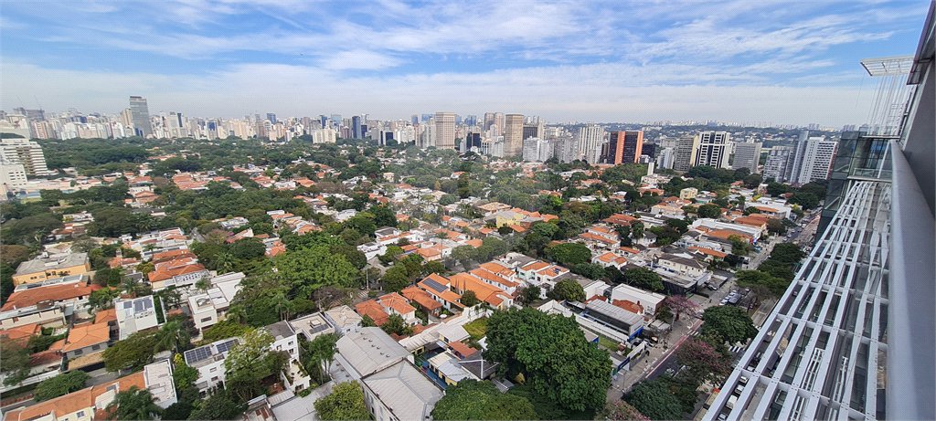 Apartamento à venda com 2 quartos, sendo 1 suíte,  em Pinheiros, São Paulo, SP