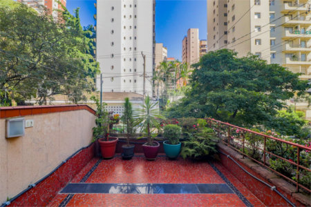 Casa à venda com 3 quartos em Indianópolis, São Paulo, SP