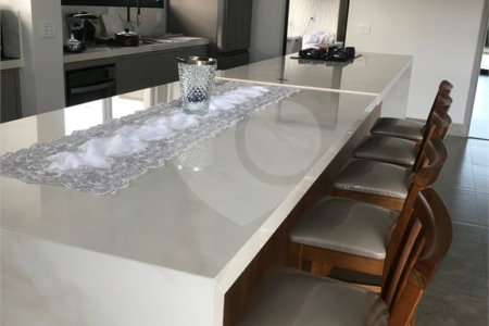 Casa à venda com 3 suítes no condomínio Residencial Fazenda Altaq Vista, Salto de Pirapora - SP