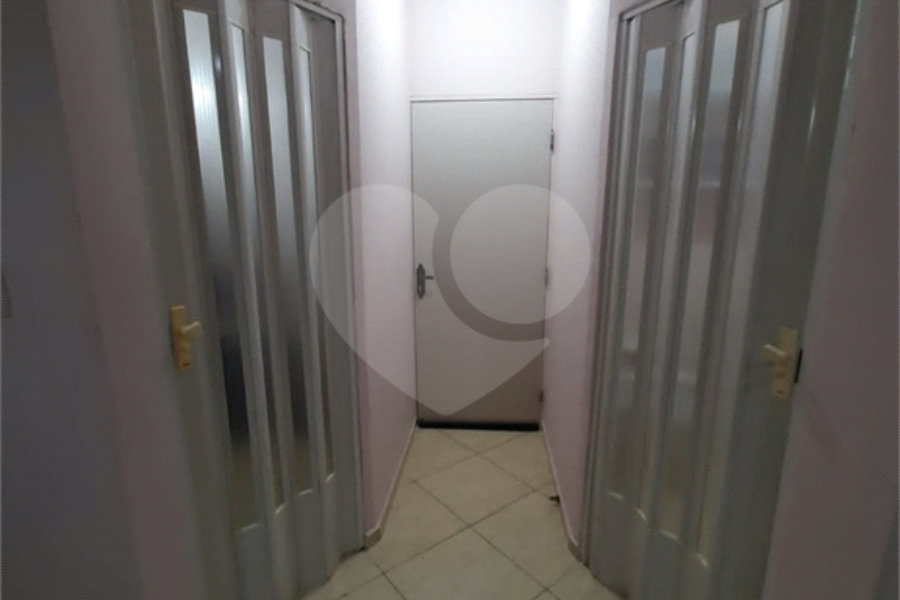 Sobrado à venda com 4 quartos, sendo 1 suíte, em Tremembé, São Paulo, SP