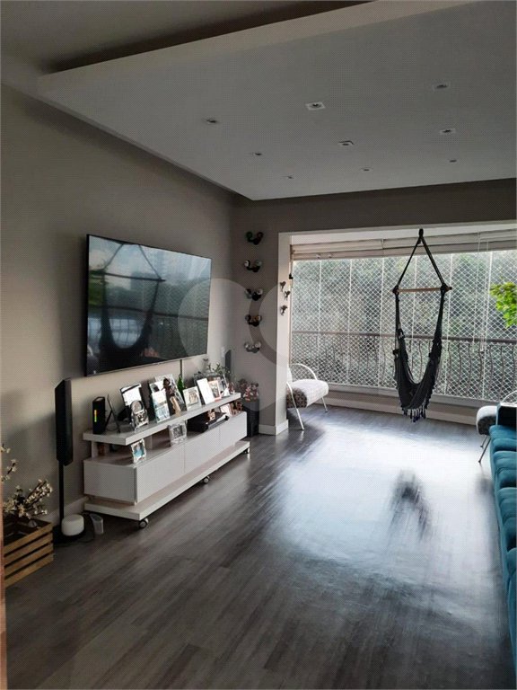 Apartamento à venda com 3 quartos, sendo 1 suíte, em Cambuci, São Paulo, SP