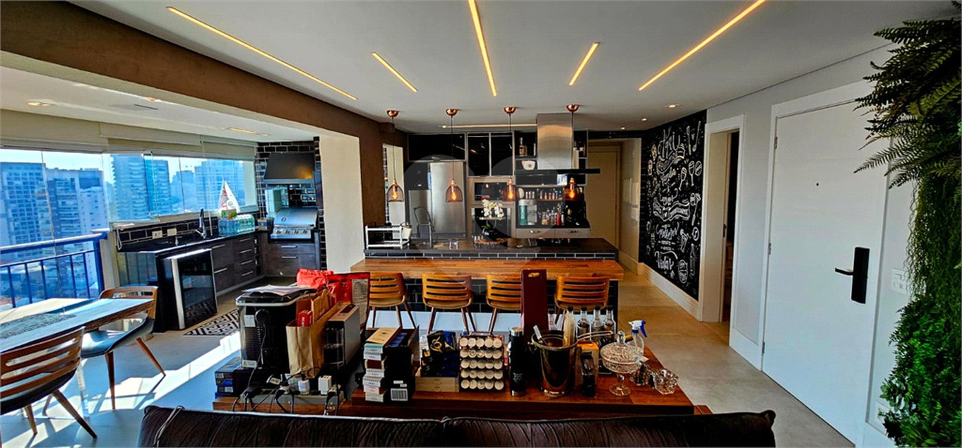 Apartamento à venda com 2 suítes em Vila Mariana, São Paulo, SP