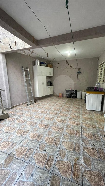 Sobrado à venda com 4 quartos, sendo 2 suítes,  em Mogi Moderno, Mogi das Cruzes, SP