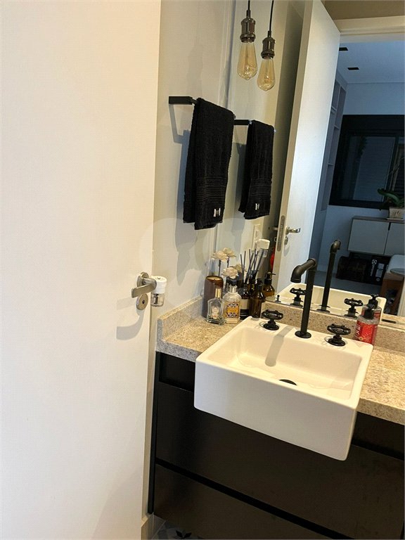 Apartamento à venda ou para alugar com 1 suíte em Pinheiros, São Paulo, SP