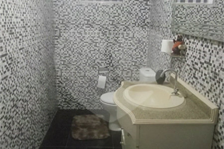 Casa à venda com 3 quartos, sendo 1 suíte,  em Jardim Vila Galvão, Guarulhos, SP