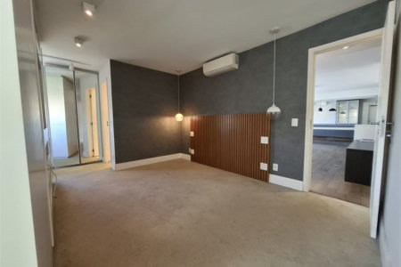 Apartamento à venda com 3 suítes em Vila Ipojuca, São Paulo, SP