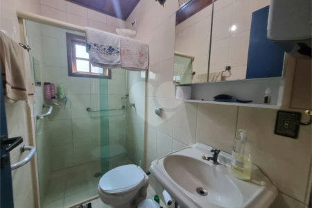 Casa à venda com 3 quartos, sendo 1 suíte, no condomínio Ibiti do Paço, Sorocaba - SP