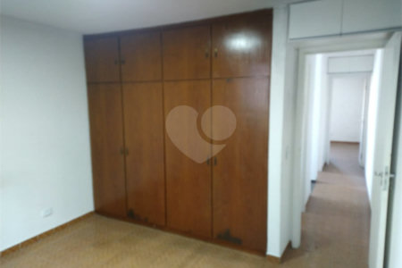 SOBRADO À VENDA 3 QUARTOS 3 VAGAS BOSQUE DA SAÚDE SÃO PAULO