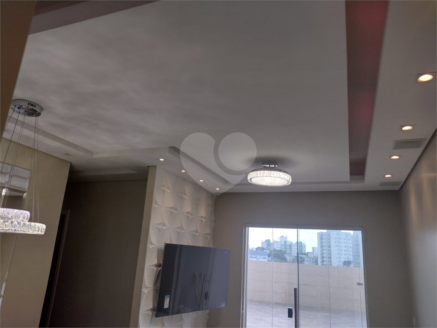 Apartamento à venda com 3 quartos, sendo 1 suíte,  em Imirim, São Paulo, SP