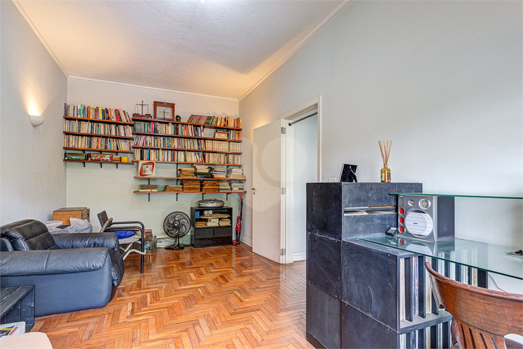 Casa de Vila à venda com 3 quartos, sendo 1 suíte,  em Granja Julieta, São Paulo, SP