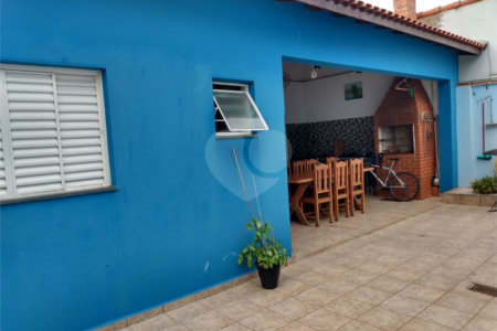 Casa à venda com 3 quartos, sendo 1 suíte, em Vila Vendramini, Itapetininga, SP
